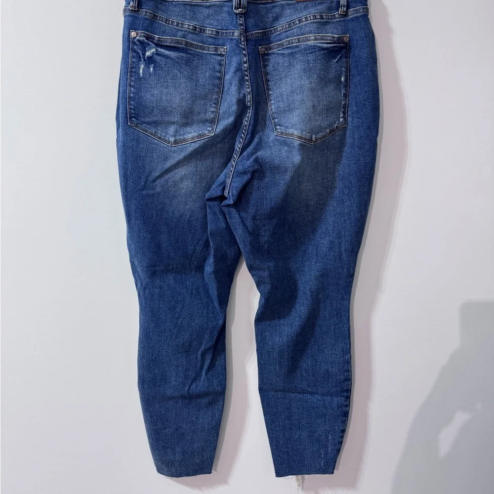Judy Blue Indigo Distressed Back Pocket & Raw Hem Jeans Size 18W